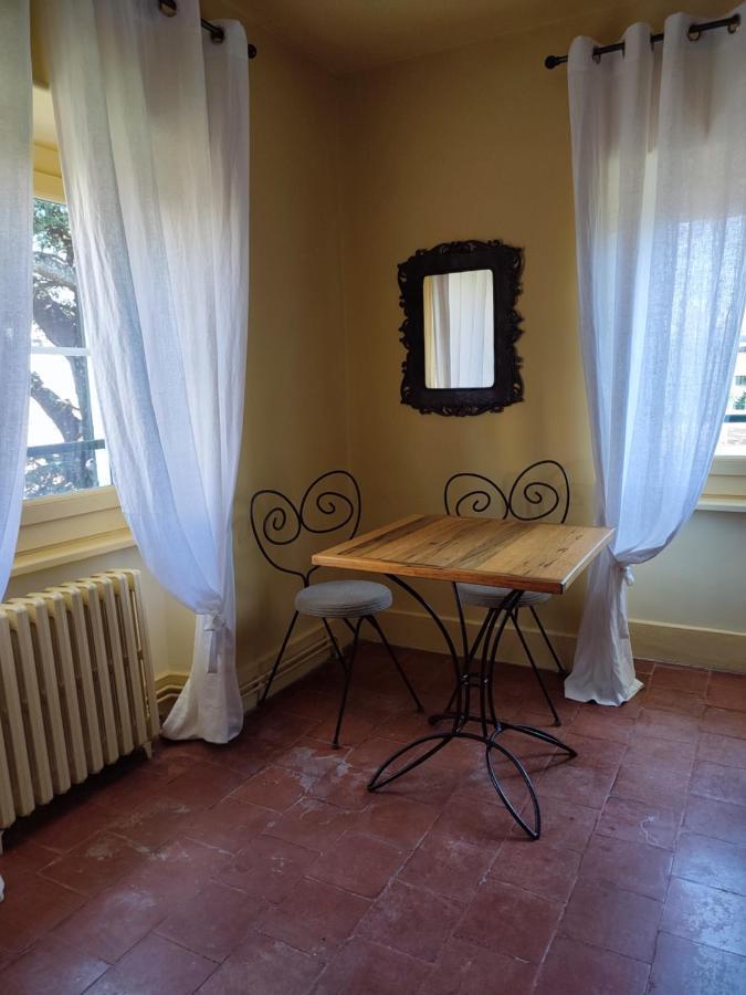 Les Jardins De La Fontaine Bed & Breakfast Ales Luaran gambar