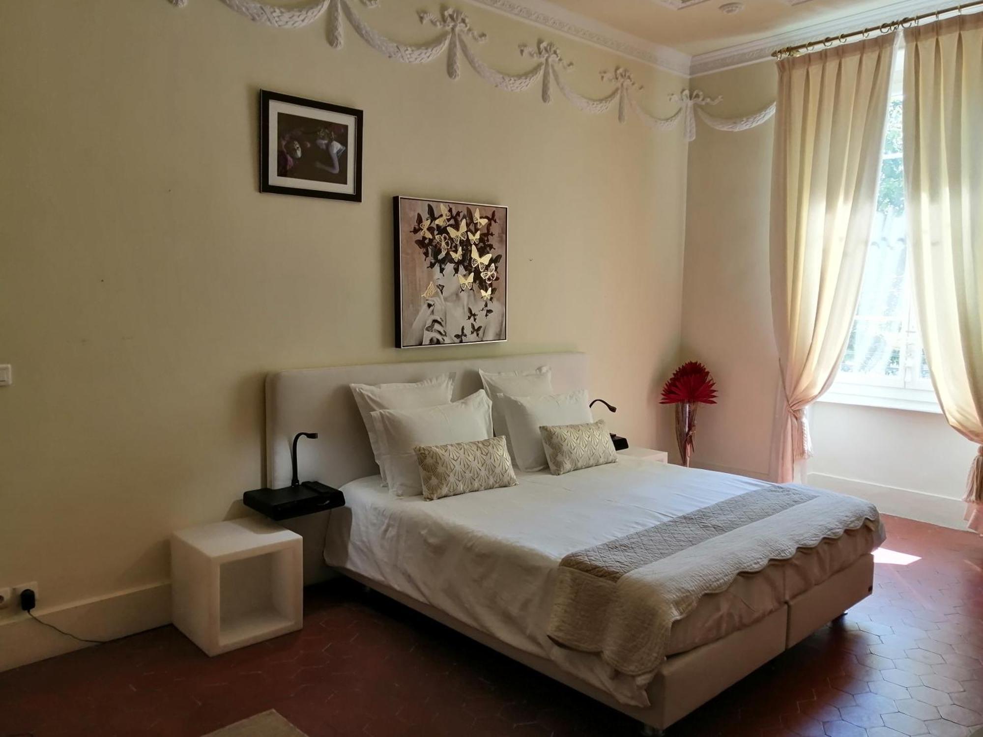 Les Jardins De La Fontaine Bed & Breakfast Ales Luaran gambar